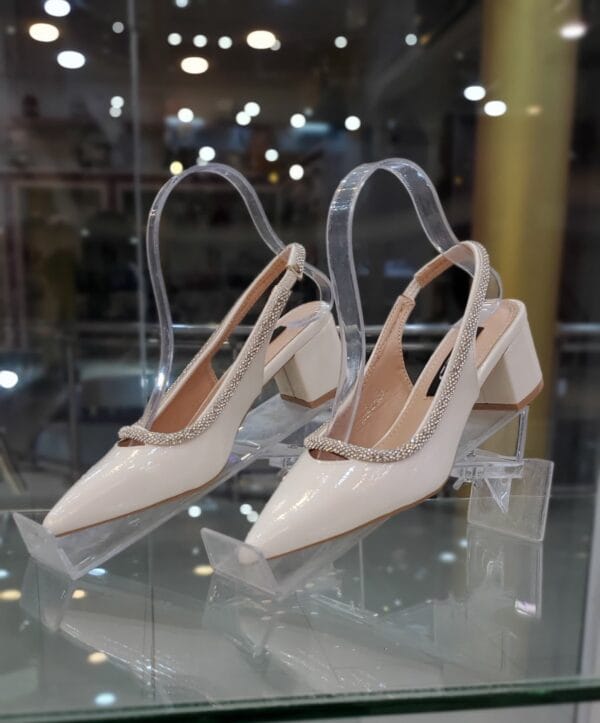 ⁦W226كعب نسائي بـ اربعة الوان جذابه⁩ - الصورة ⁦2⁩