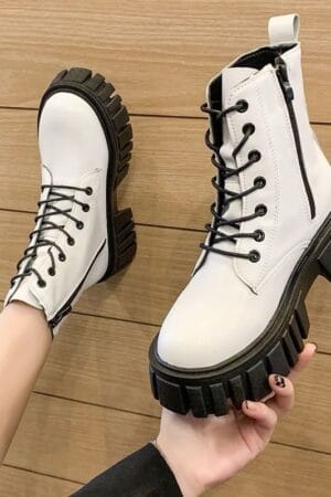 بياده مرتفعه ابيض مع اسود W154